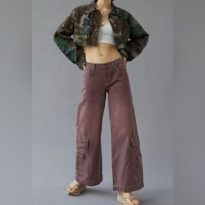 Urban Outfitters BDG Presley Wide Leg Cargo Jeans 28 Brown Mauve